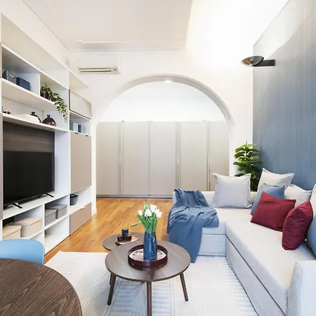 Easylife - Raffinato Con Balcone In Porta Romana Milan