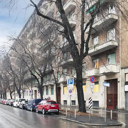 Easylife - Raffinato Con Balcone In Porta Romana Milan