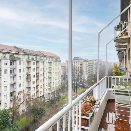 Easylife - Raffinato Con Balcone In Porta Romana * Milan