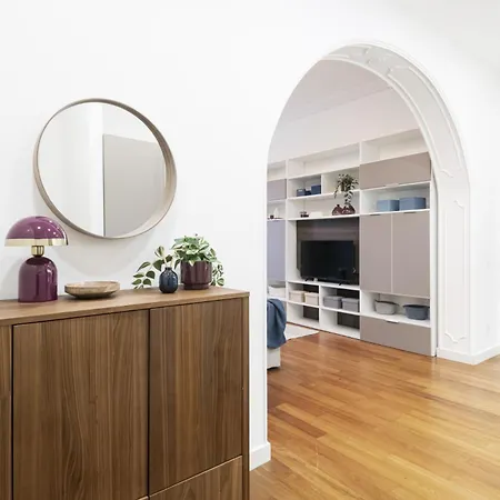 Easylife - Raffinato Con Balcone In Porta Romana Milan